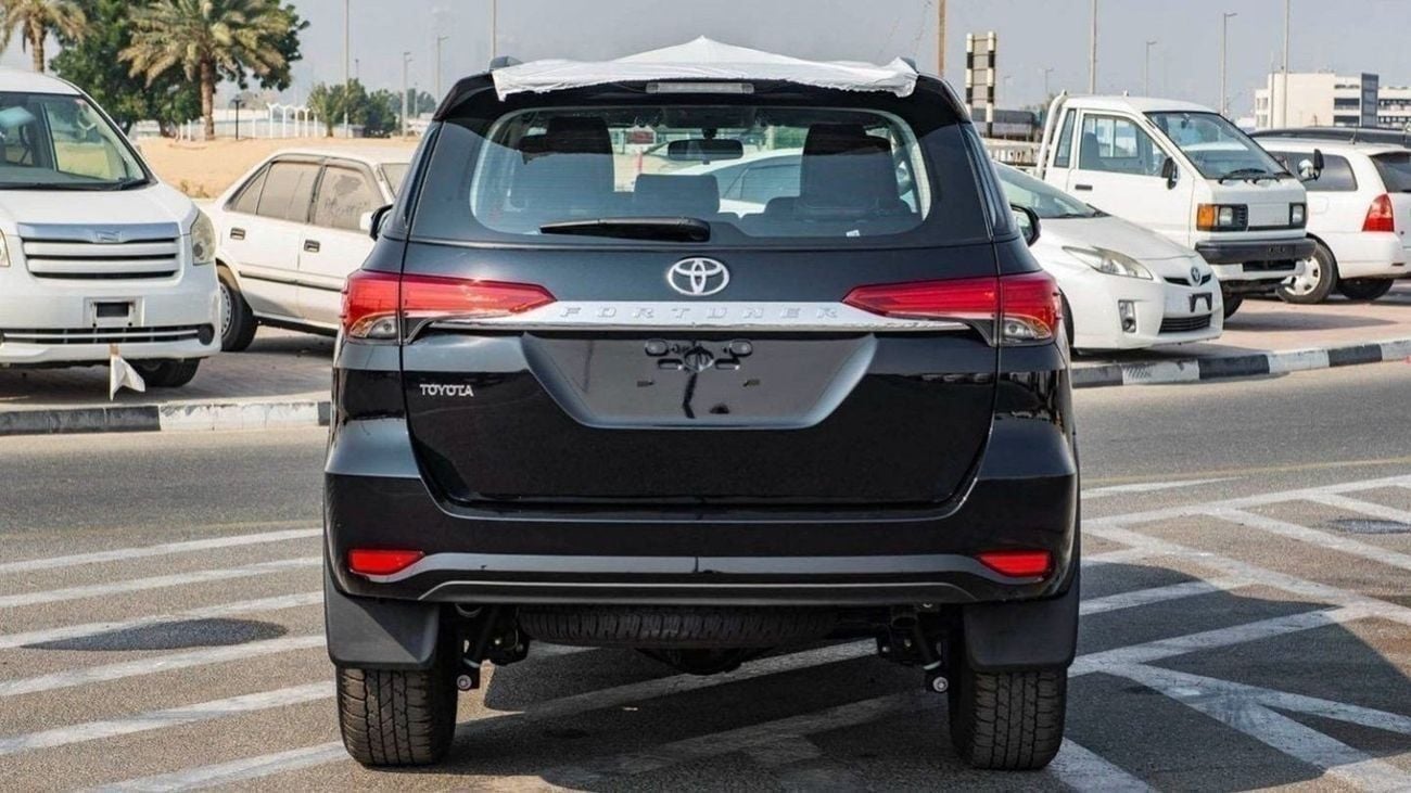 تويوتا فورتونر EXR Toyota Fortuner 2.4L Diesel V4 4x4 2024