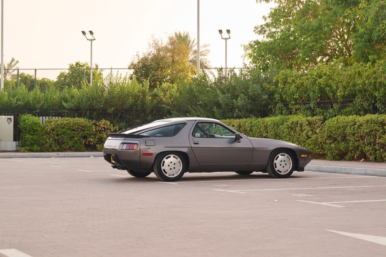 بورش 928 S