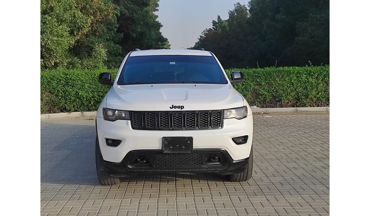 جيب جراند شيروكي exclusive 3.6L