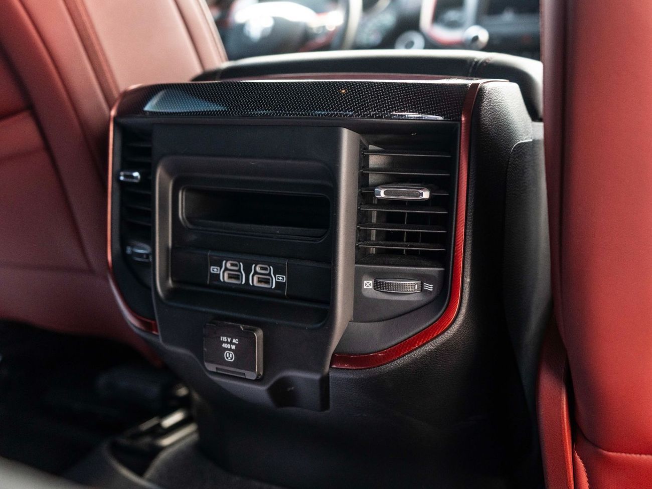 رام 1500 Rebel Crew Cab 5.7L