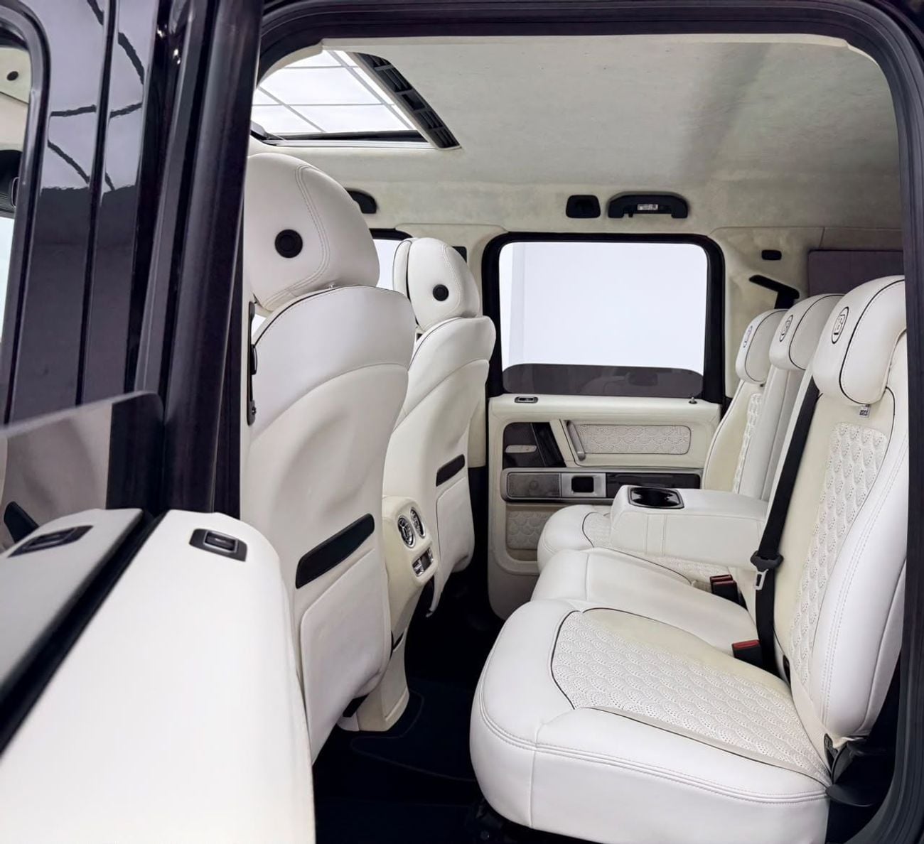 Mercedes Benz G63 AMG BRABUS G800 2019 Mercedes-AMG G 63 BRABUS 800 Kit, Warranty, Full Service History, GCC Specs.
