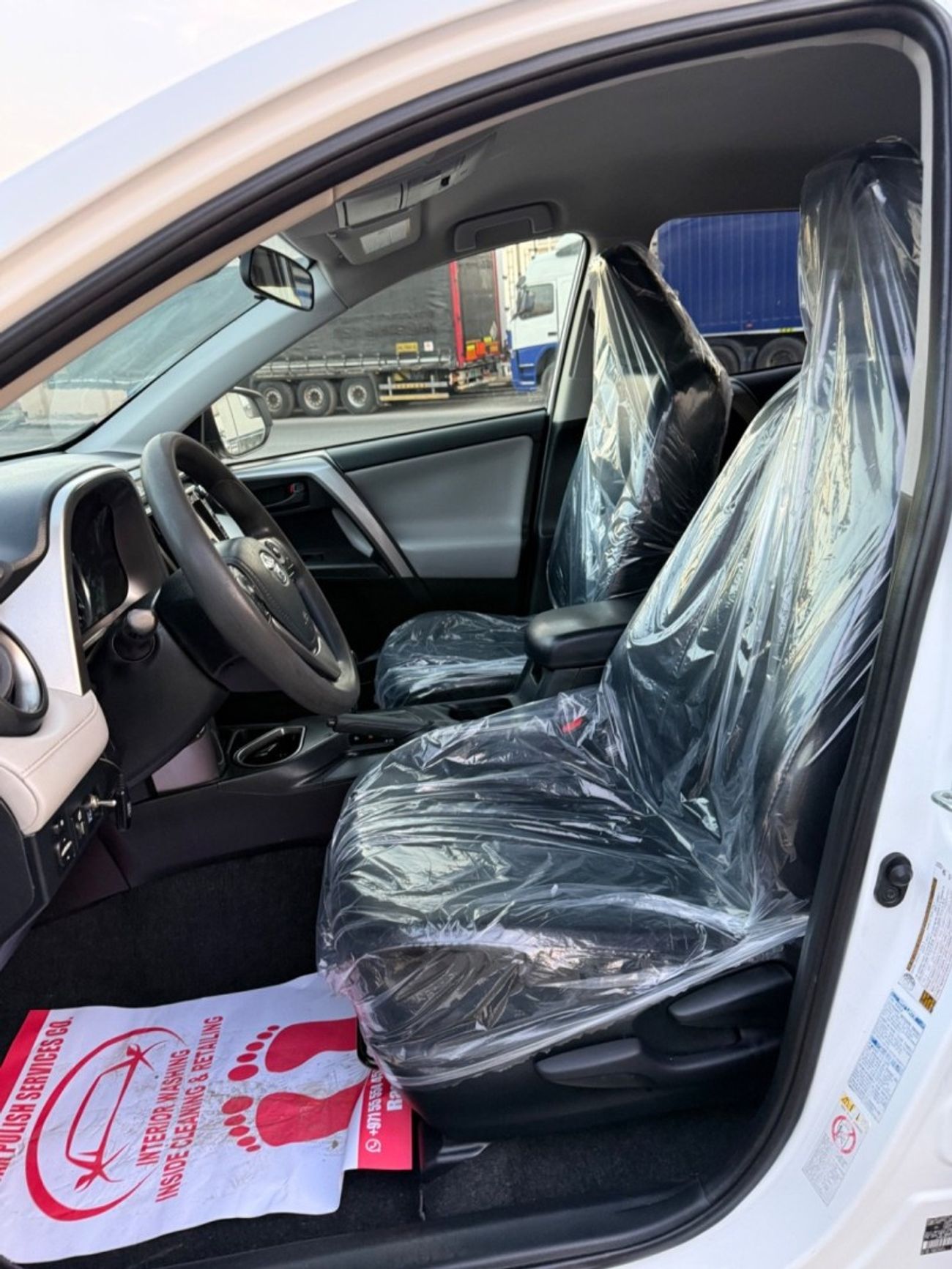 Toyota RAV4 2018 XLE HYBRID KEYLESS US SPEC