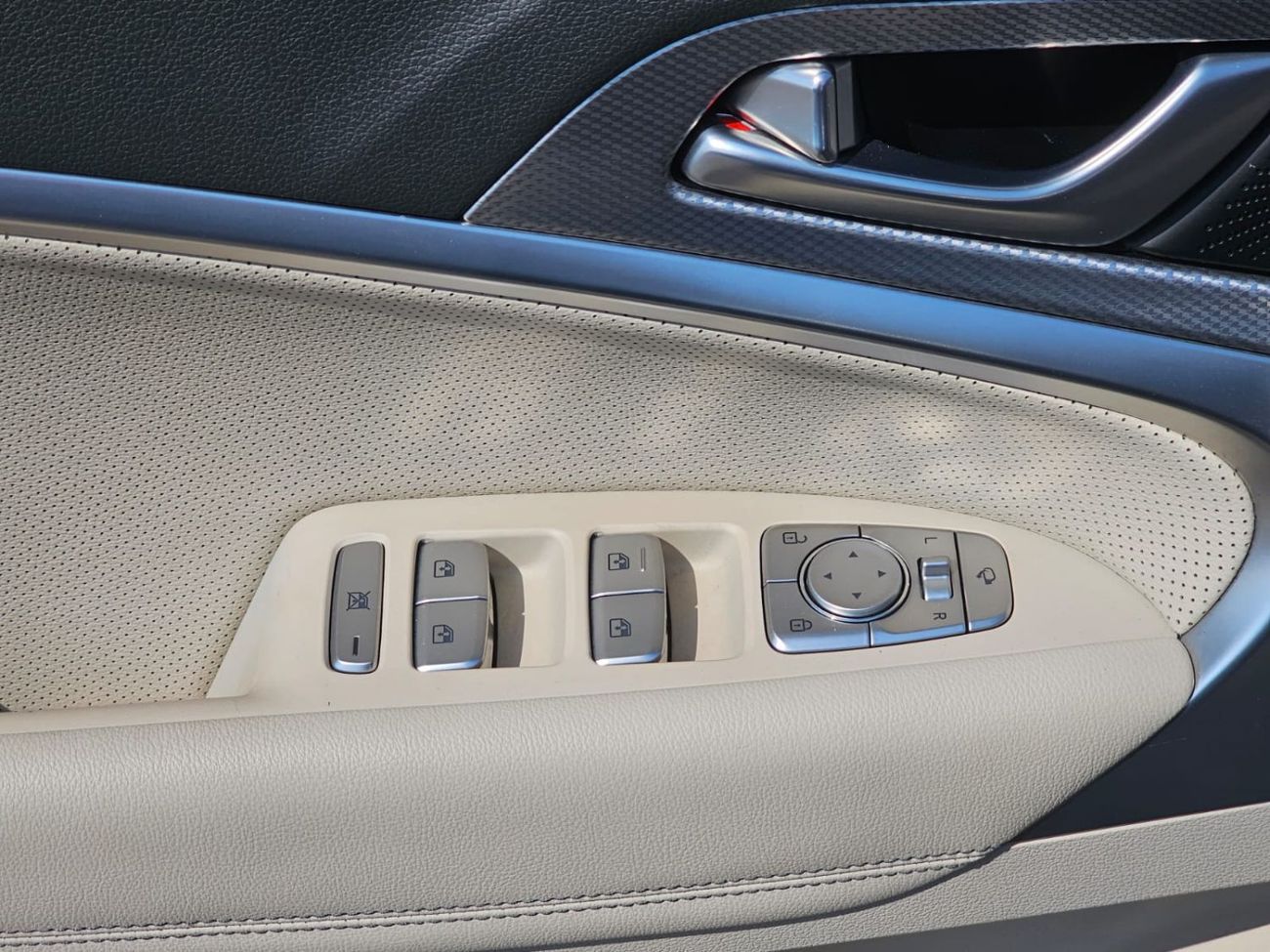 جينيسس G70 Prestige 2.0L RWD