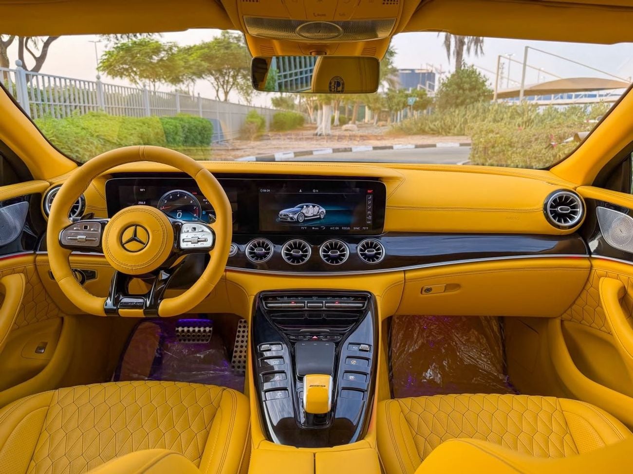Mercedes Benz AMG GT 63-S