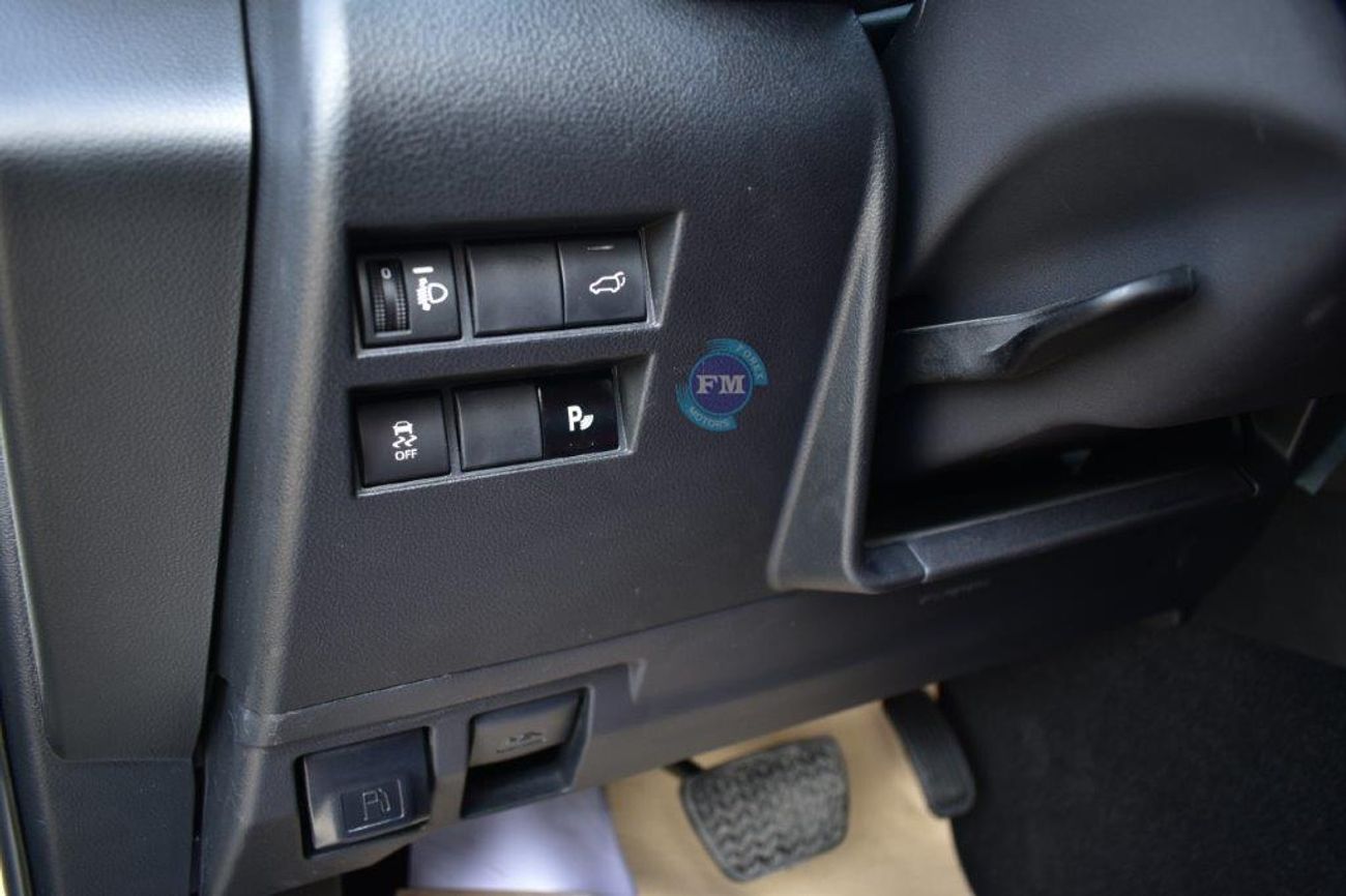 تويوتا لاند كروزر 300 GR Sport V6 4.0L Petrol Automatic