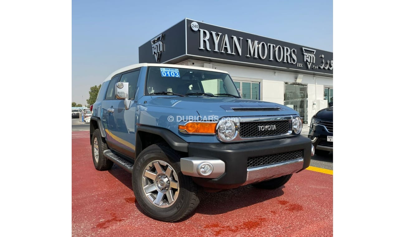 Toyota FJ Cruiser TOYOTA FJ CRUISER 4.0L SUV AWD MODEL 2021 BLUE COLOR GCC
