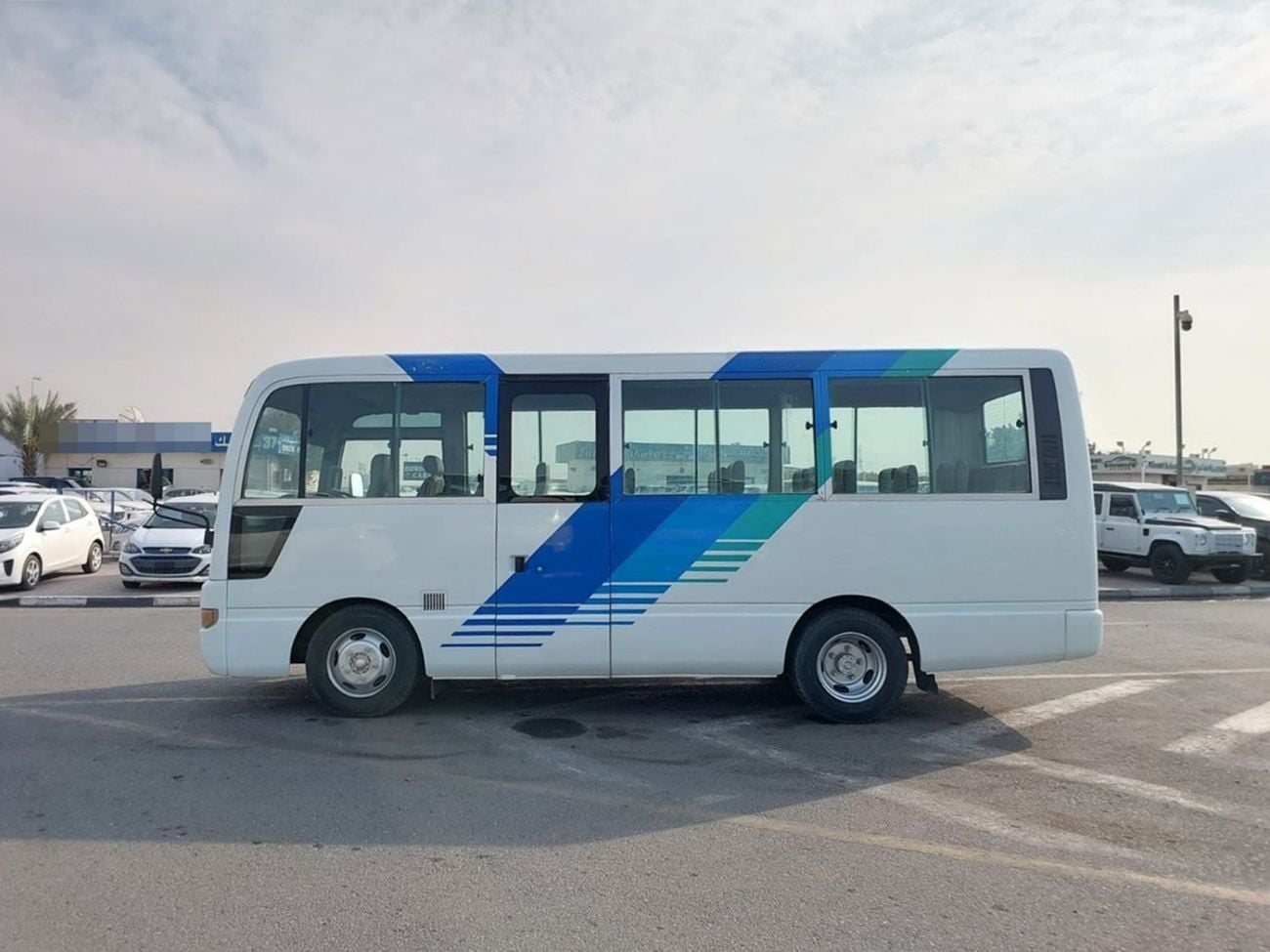 نيسان سيفيليان NISSAN CIVILIAN BUS RHD 1999 MODEL 4.1 L DIESEL MANUAL(PM700010)