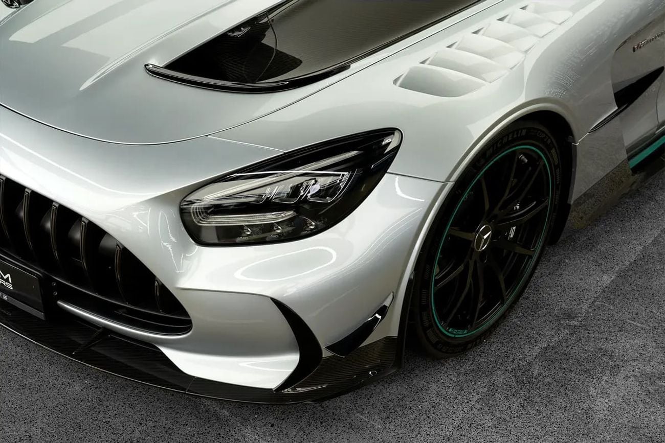 مرسيدس بنز AMG GTR