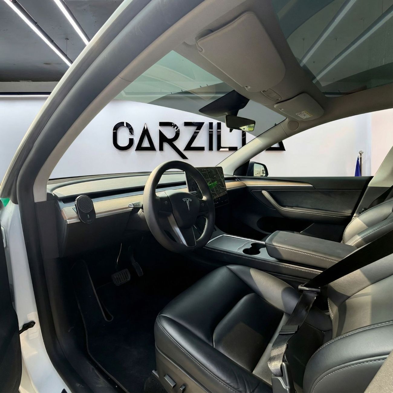 Tesla Model Y Long Range (AWD) AED 1,860 / Monthly l Tesla Model Y 75 kWh l Long Range Electric SUV l Green