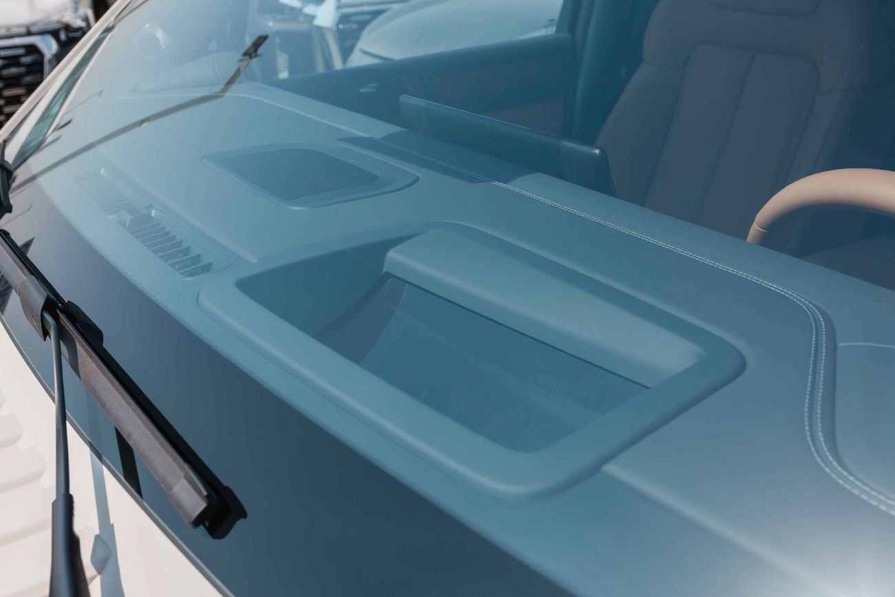 BYD Leopard 5 BYD Leopard 5 Ultra 210 KM 1.5T Without Hydraulic R20 2025