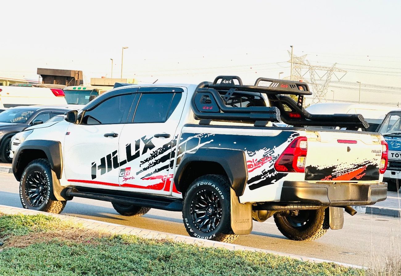 تويوتا هيلوكس GLX 2.7L Double Cab Utility M/T