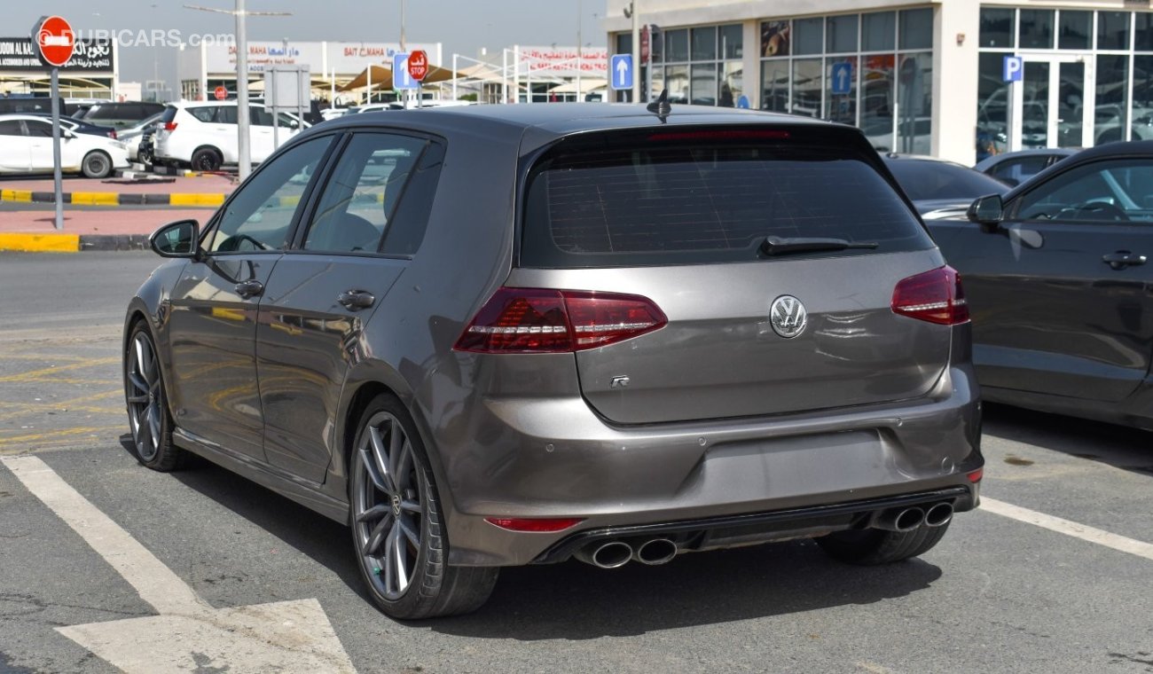 Volkswagen Golf R