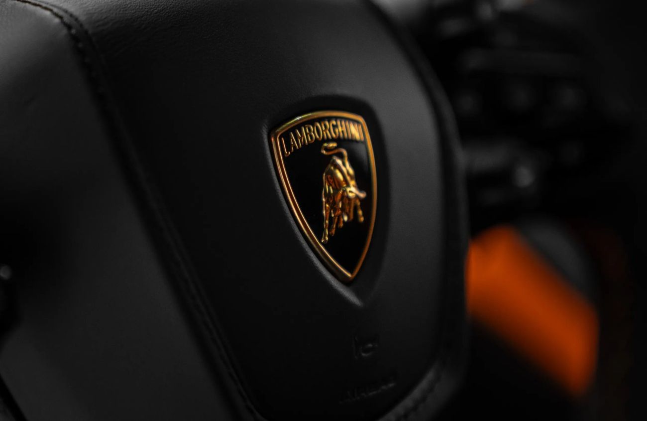 لامبورغيني ريفويلتو 6.5L V12 Naturally Aspirated Engine + eMotor | Warranty