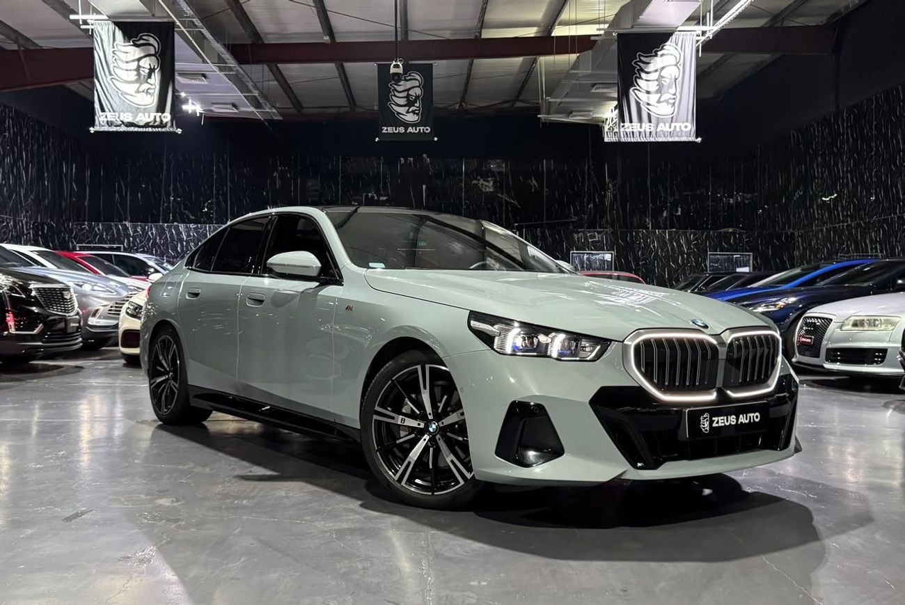 بي أم دبليو 530i M SPORT