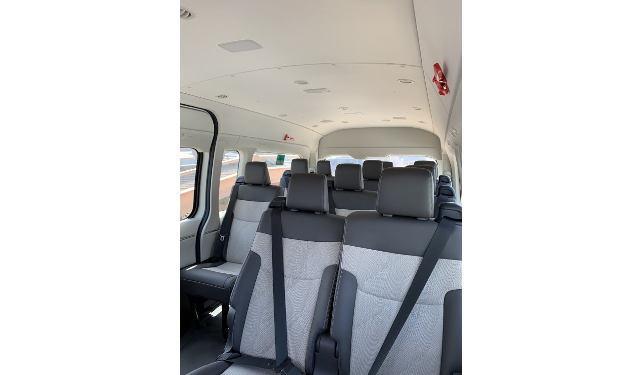 Toyota Hiace mid option 2019 MODEL HIACE