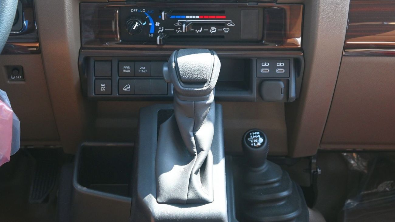 تويوتا لاند كروزر بيك آب Toyota Land Cruiser LC79 2024