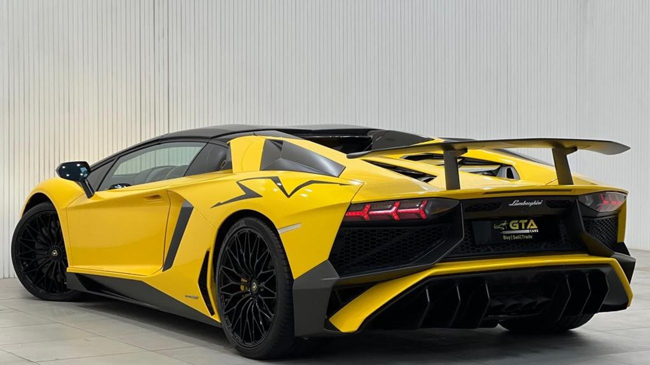 Lamborghini Aventador 2016 Lamborghini Aventador SV Roadster (Full Forged Carbon), Service History, GCC