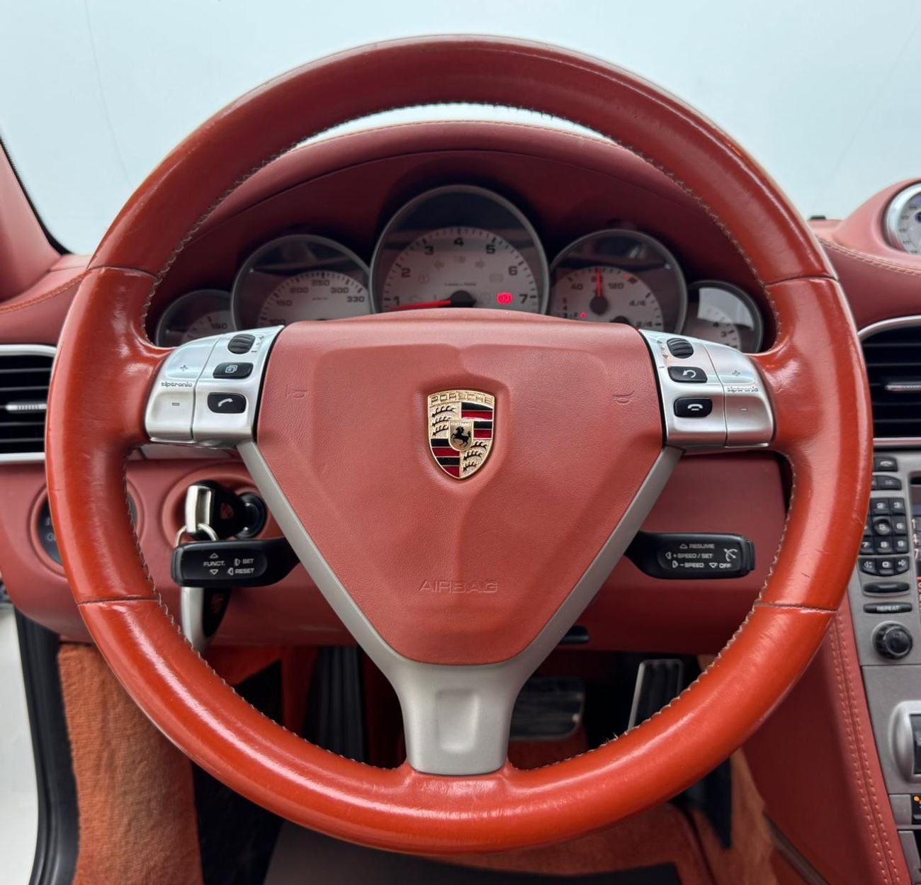 بورش 911 CARRERA S 2006 Porsche 911 Carrera S, Service History, Excellent Condition, GCC