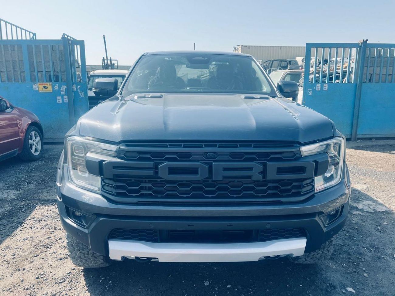 فورد رينجر رابتور PETROL 3.0 LITER RIGHT HAND DRIVE