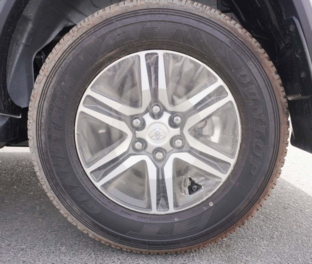 تويوتا فورتونر 2025 MODEL FORTUNER 2.7 AT 4x4  17' ALY, FAB, DUAL AUTO AC