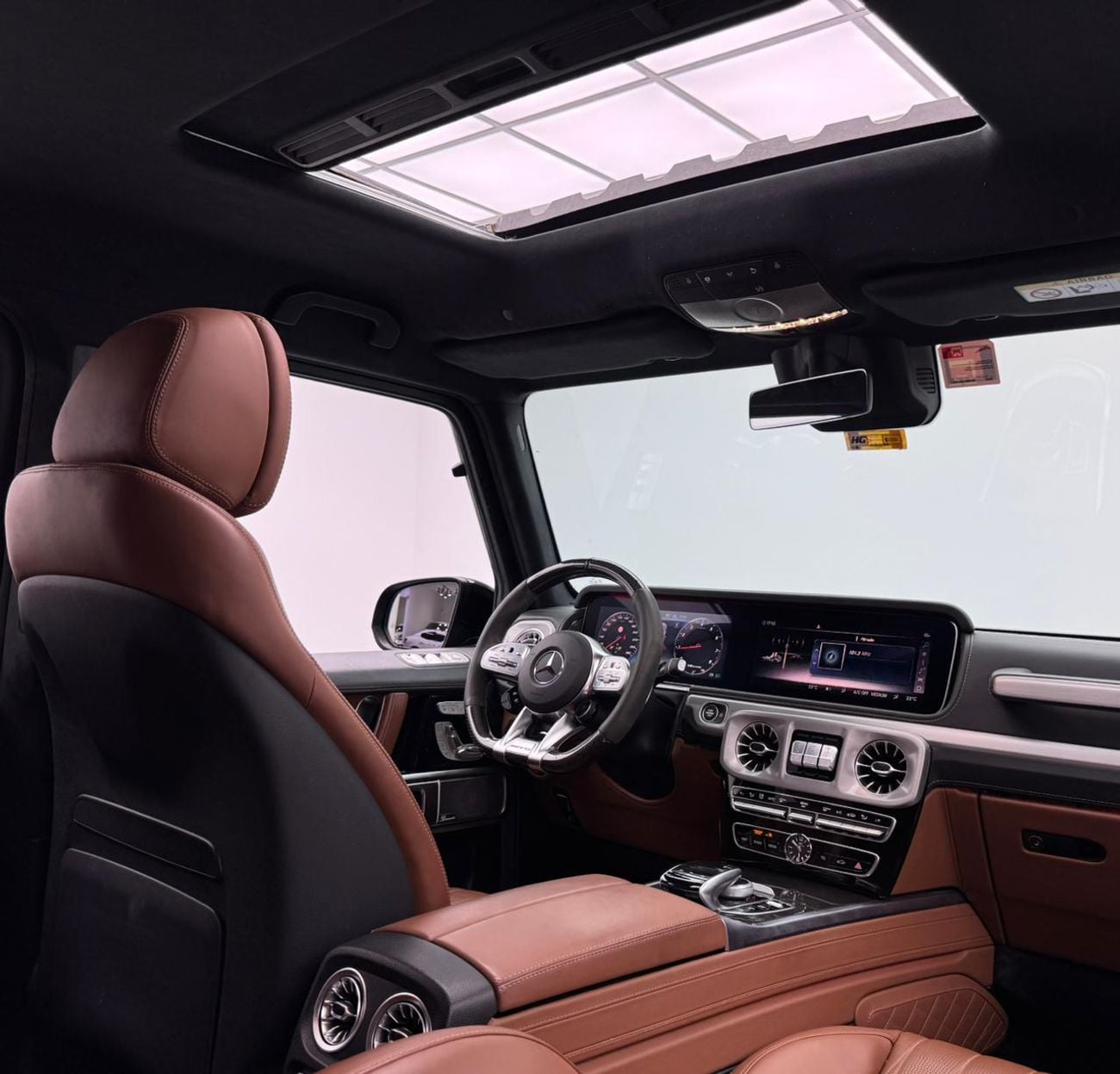 مرسيدس بنز G 63 AMG 2022 Mercedes Benz G63 AMG Night Package G Manufaktur 2027 Mercedes Warranty + Service Pack, GCC