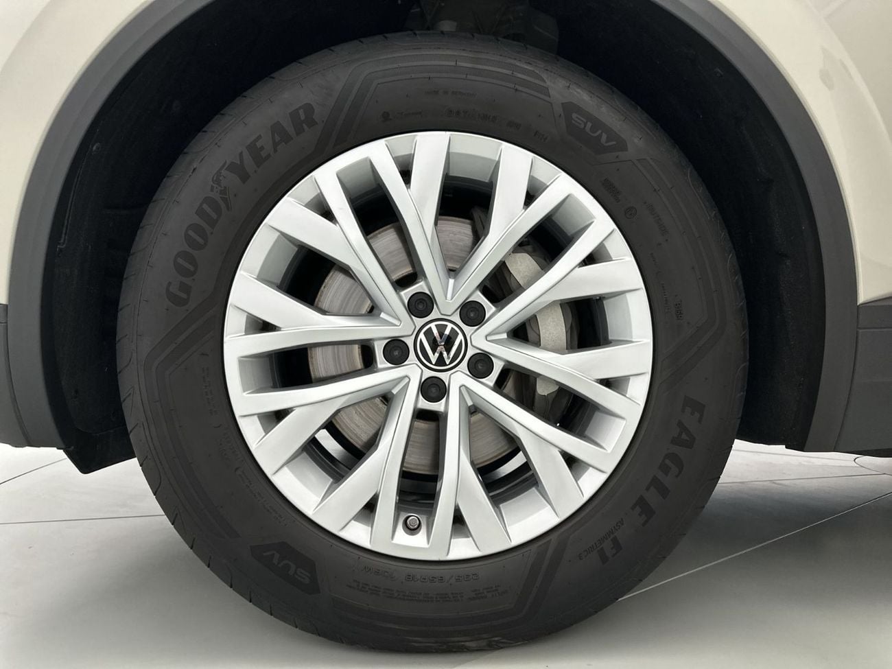 Volkswagen Touareg Trendline 2.0L (Ref#13862)