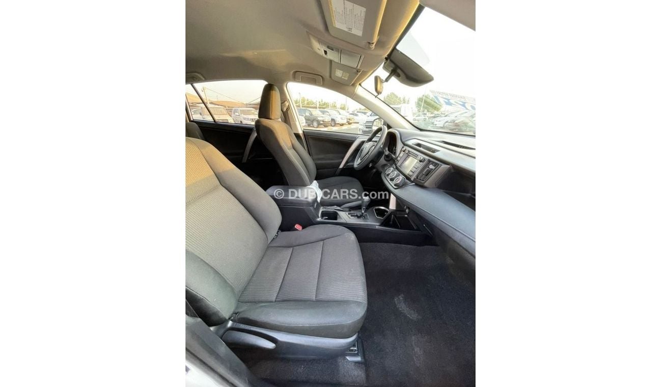 Toyota RAV4 2017 TOYOTA RAV4 LE / AWD / MID OPTION