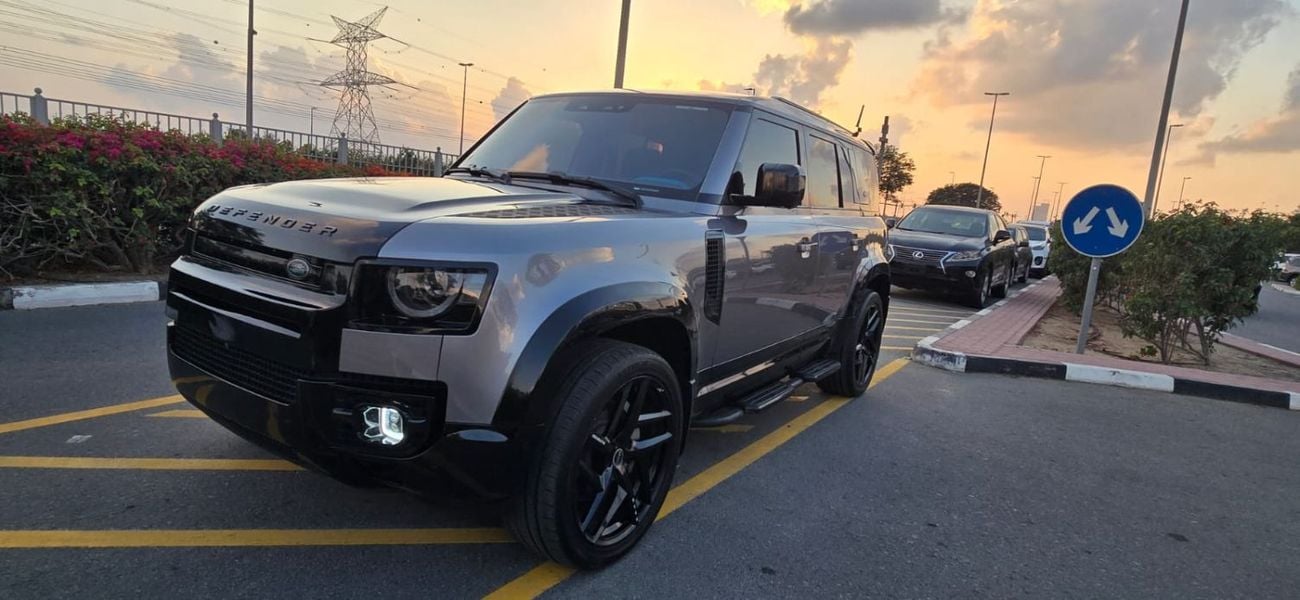 Land Rover Defender P400 110 HSE 3.0L (5 Seater)