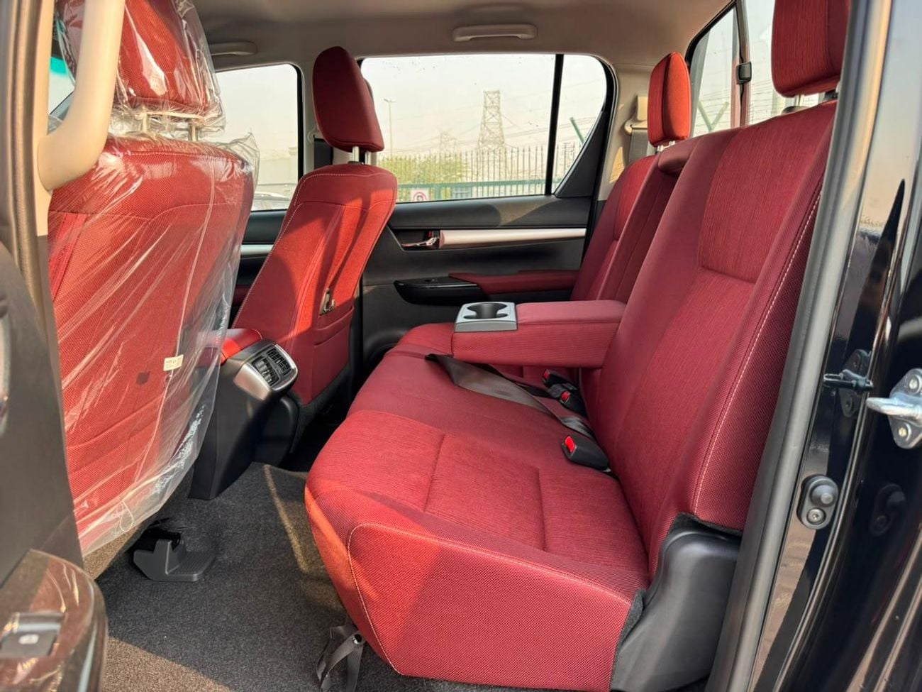 Toyota Hilux SR5 2.7L Manual GCC 2026 Export Price @ 128,000 AED