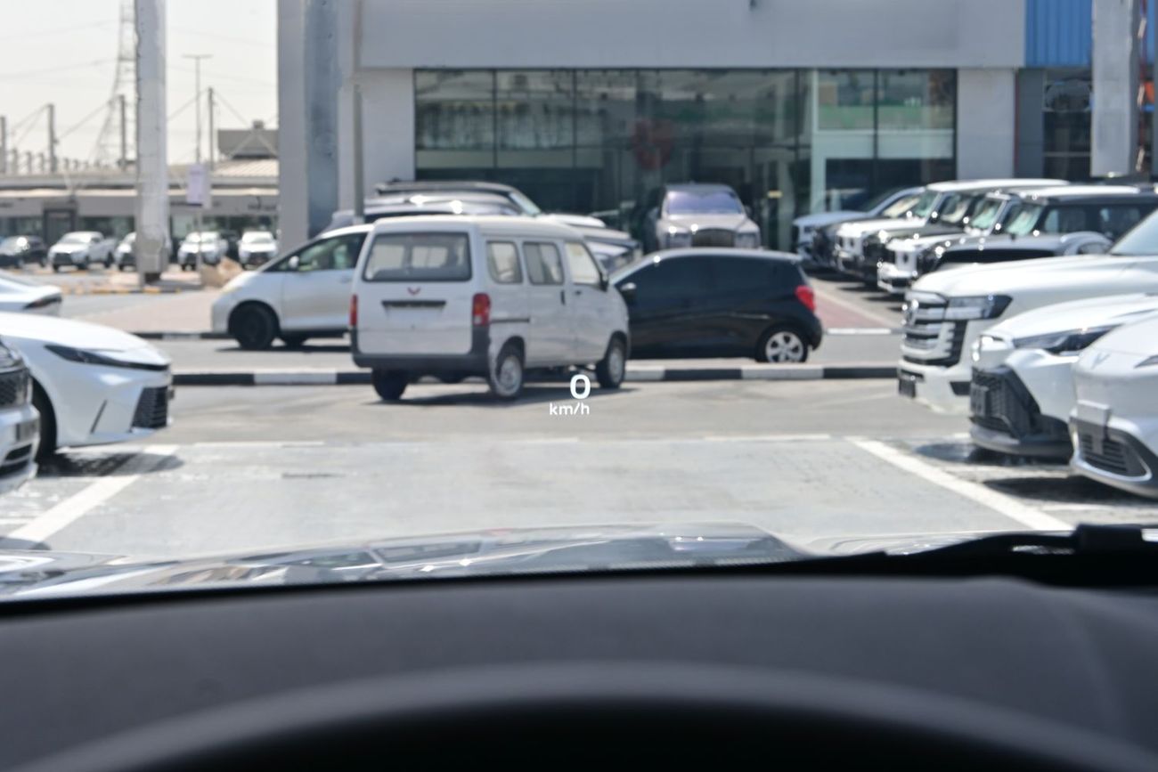 ميتسوبيشي آوتلاندر Mitsubishi Outlander P-Line 2.5L Petrol 4WD, Model 2025, Color Black