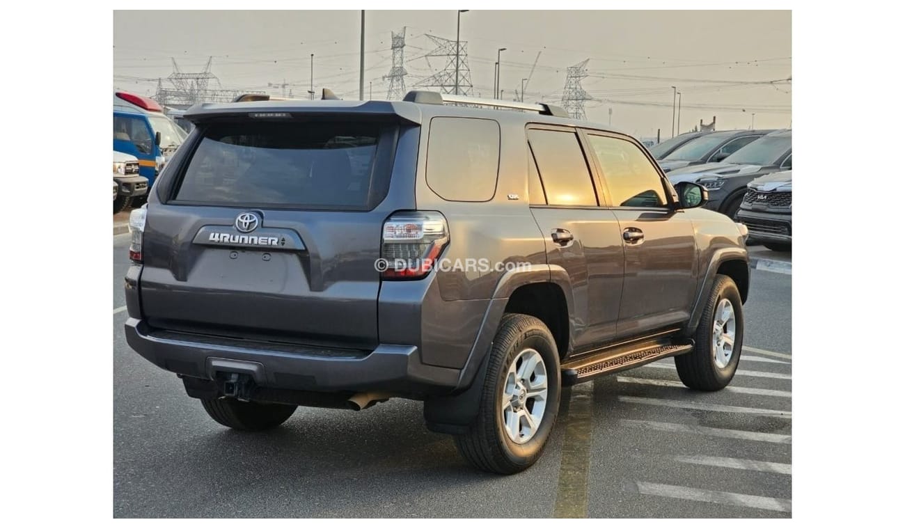 Toyota 4Runner 2021 Toyota 4Runner SR5 Premium 4.0L V6 /