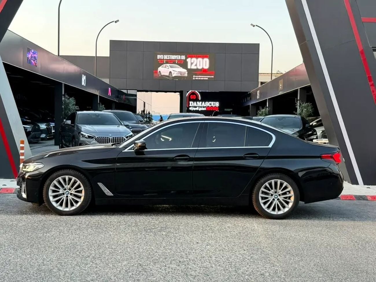 BMW 520i MIDDLE EAST EDITION 520i (Korean Specs)