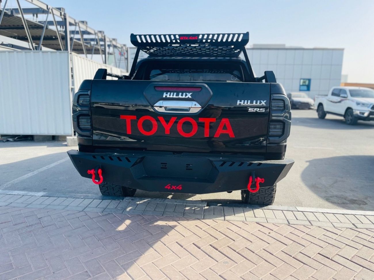 تويوتا هيلوكس GL 2.7L Double Cab Utility AWD Hilux pickup 2021 V4 GL 2.7L Double Cab