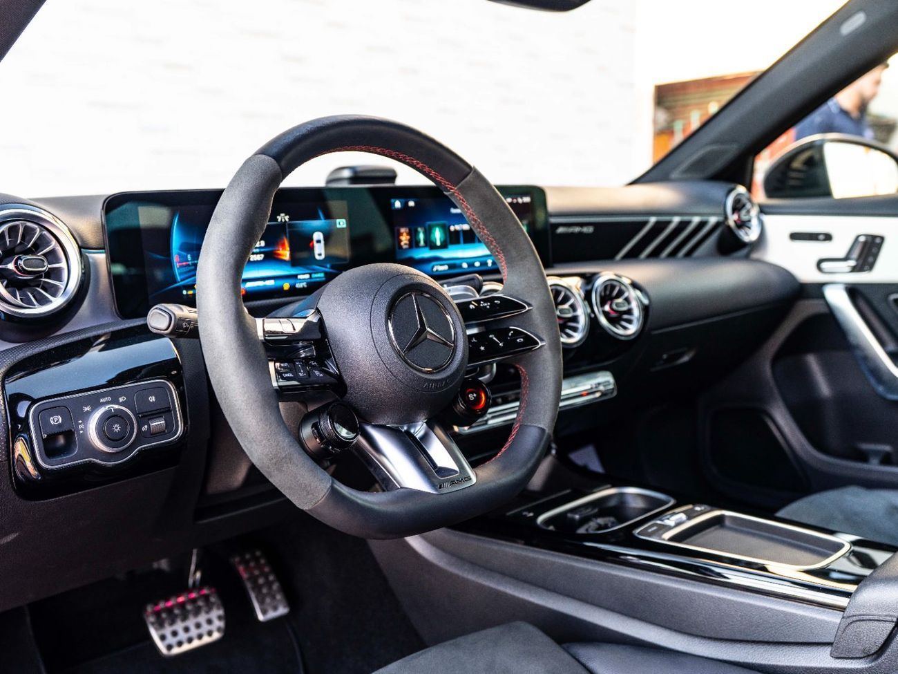 Mercedes-Benz A 35 AMG Std 2.0L