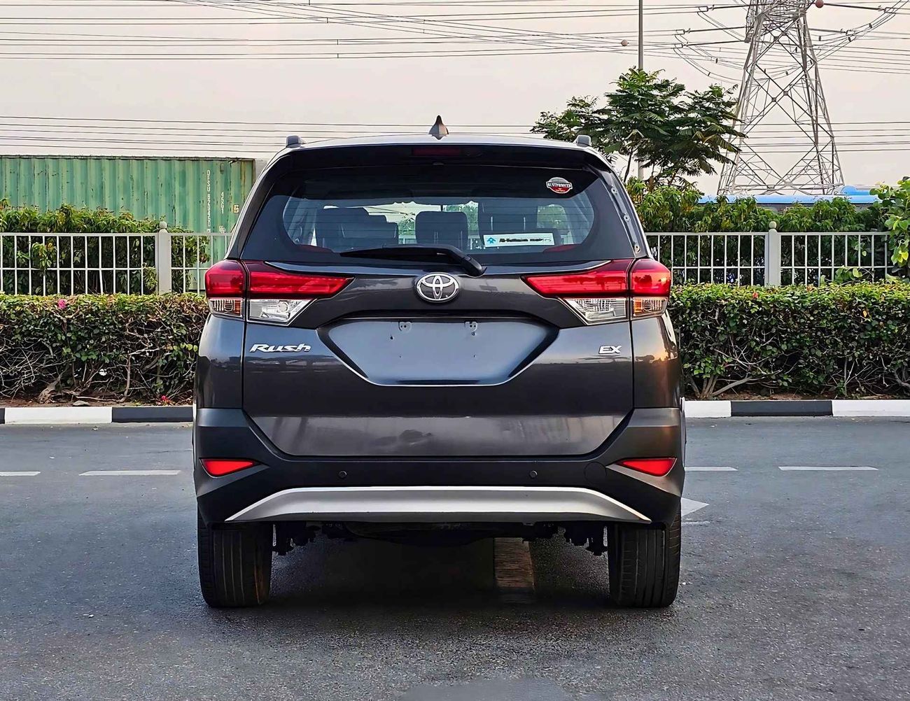 تويوتا راش EX GCC/LEATHER SEATS/NON ACCIDENT/1.5L V4/ EXPORT ONLY / LOT#006559