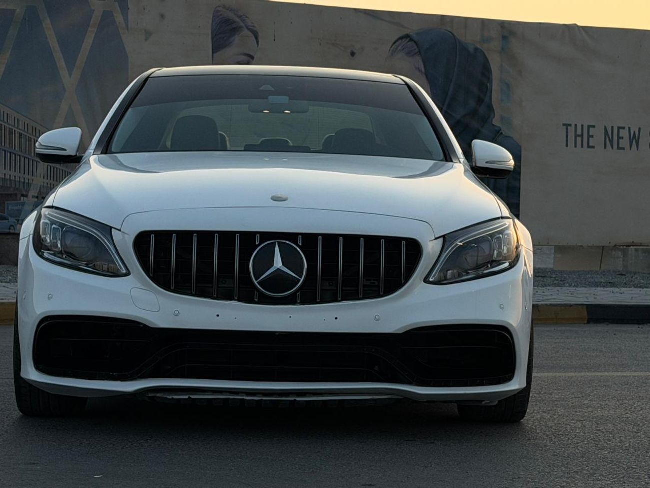 مرسيدس بنز C 300 Luxury 2.0L