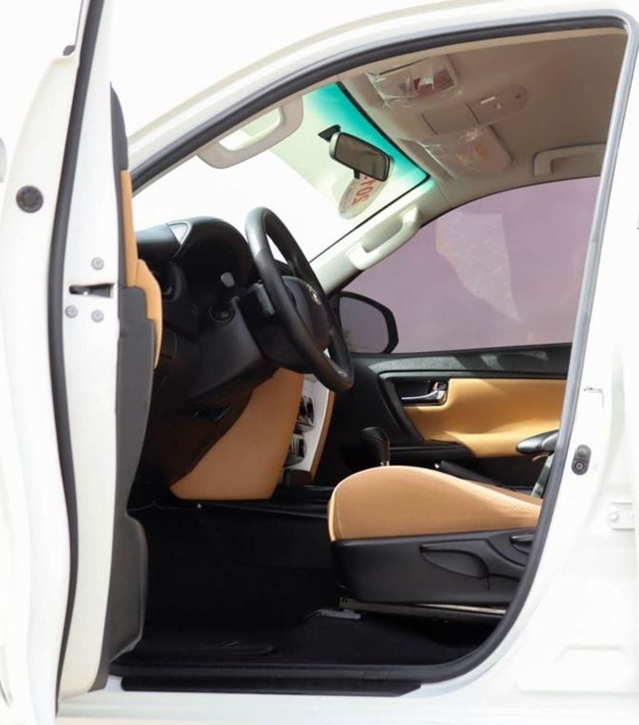 Toyota Fortuner 2.7L EXR Toyota Fortuner | V4 | 2.7 L | 2019 | GCC | Accident-Free |  In Excellent Condition | 1523 