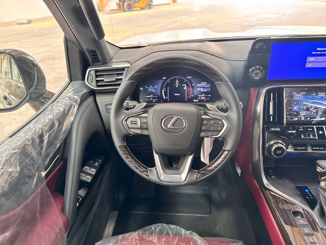 Lexus LX 500 ECTALM002 – 2025 Lexus LX500d Urban - 3.3L Diesel Auto – Black with Red Interior