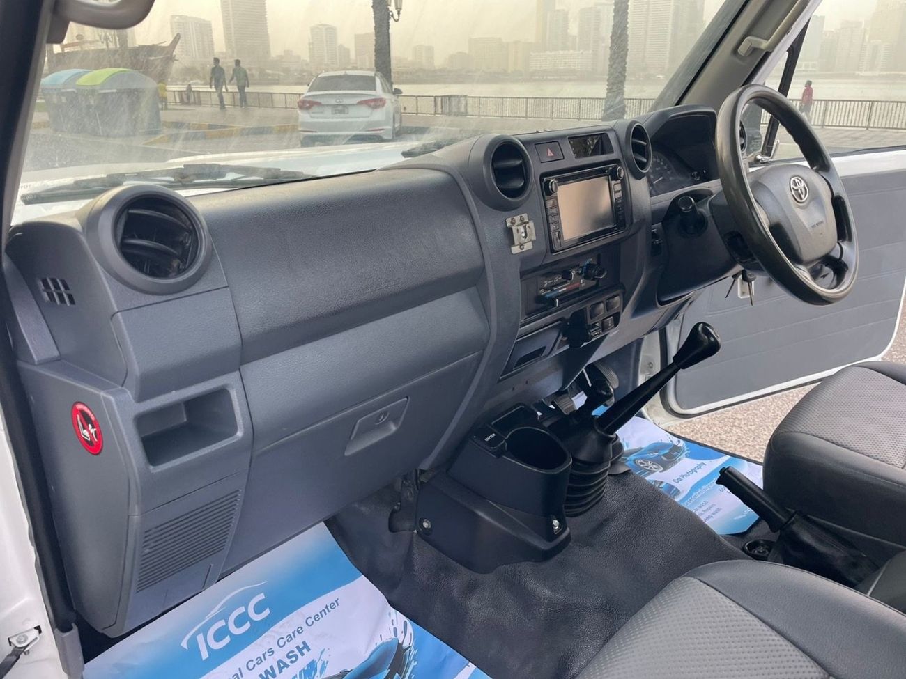 تويوتا لاند كروزر بيك آب Double Cabin 2017 Model RHD DIESEL ENGINE Full Option