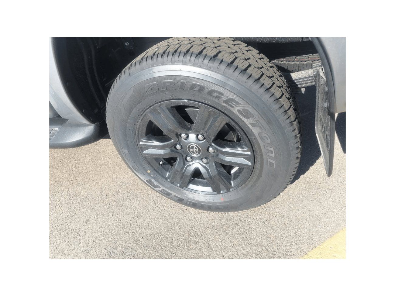 تويوتا هيلوكس GLX Diesel ECTJRD005 - 2026 Toyota Hilux Double Cab Pick Up Full Options - 2.4L Diesel Auto - Push Start -