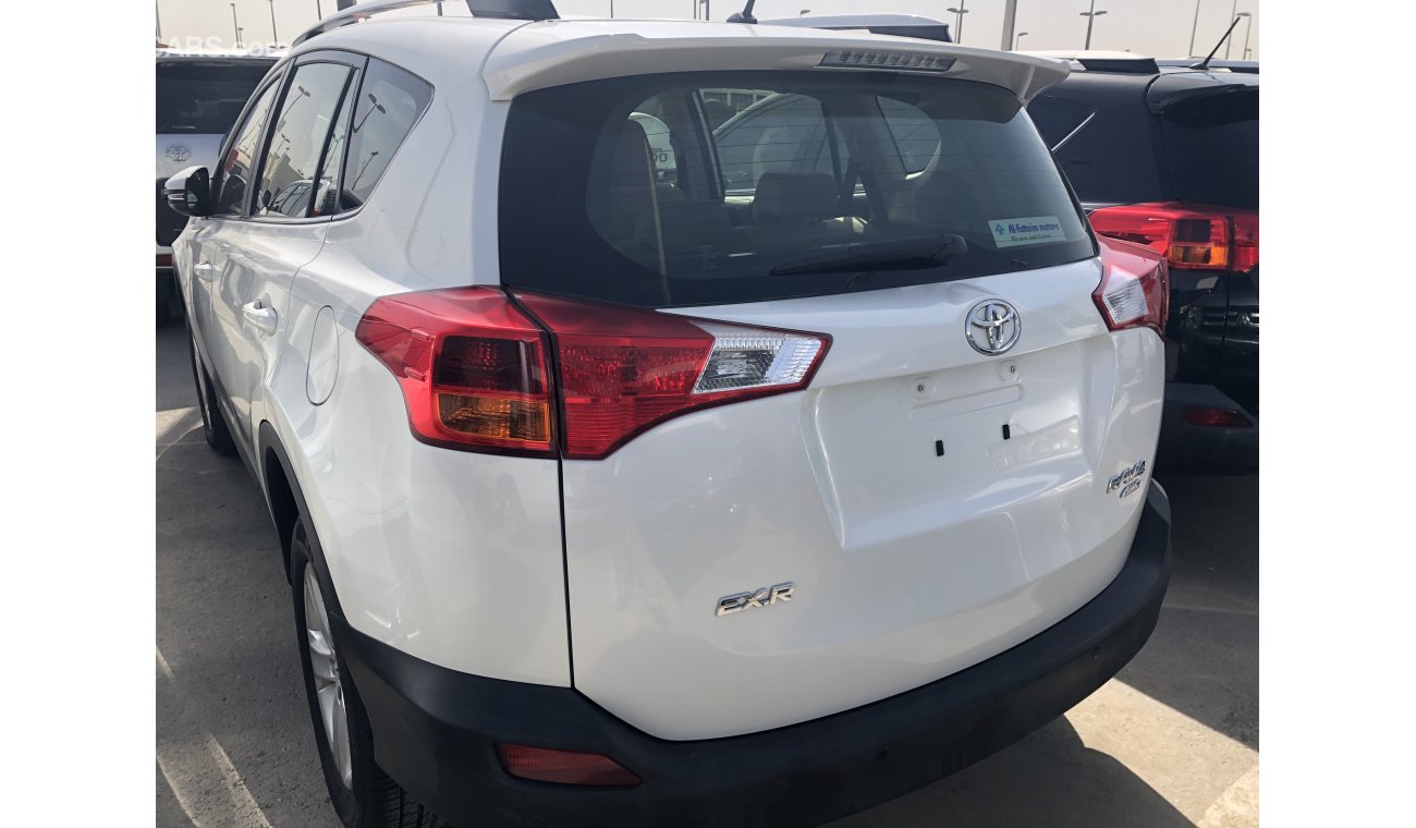 Toyota RAV4 Toyota Rav 4 EXR 4WD,model:2015. free of accident with low mileage. only done 36000 km