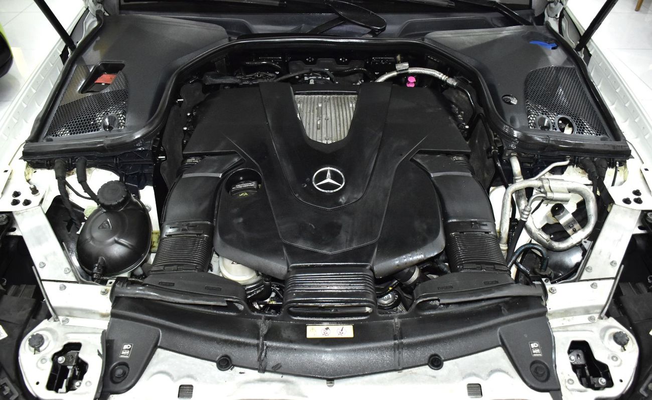 مرسيدس بنز E 400 EXCELLENT DEAL for our Mercedes Benz E400 4Matic ( 2017 Model ) in White Color GCC Specs