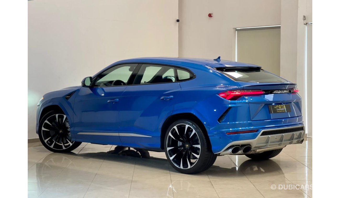 Lamborghini Urus 2020 Lamborghini Urus, Like Brand New Condition, Canadian Spec