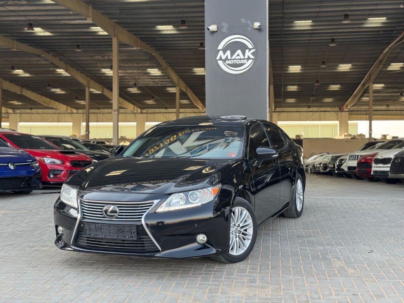 Lexus ES350 Platinum 3.5L V6 / قابل للتصدير لسوريا /  FULL OPTION / PARKING SENSORS / BLIND SPOTS / IN PERFECT C