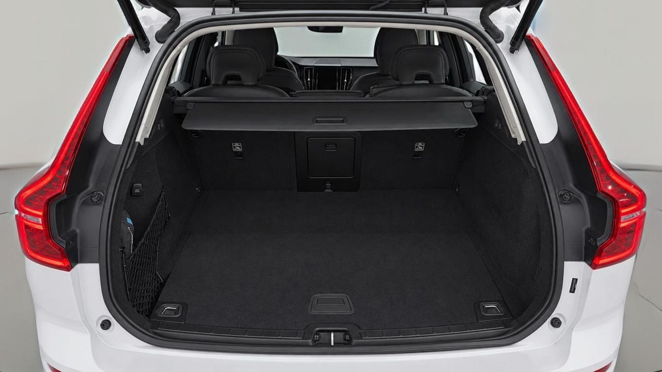 فولفو XC 60 كور كارس24 هي سوق ضخم للسيارات المستعملة موثوق ومضمون ٪كارس24 هي سوق ضخم للسيارات المستعملة موثوق ومضمون