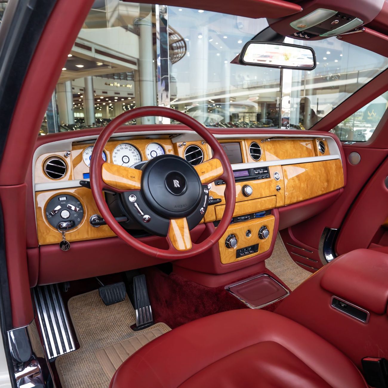 Rolls-Royce Phantom 2009 ROLLS ROYCE PHANTOM DROPHEAD GCC DONE 67,000KM