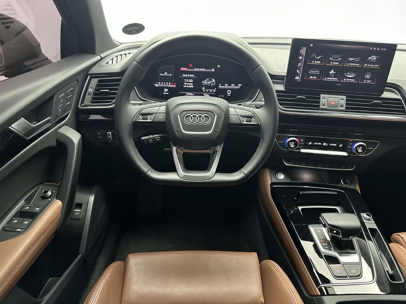 Audi Q5 Q5 Sportback S line 45 TFSI quattro 249hp (Ref# 66732)
