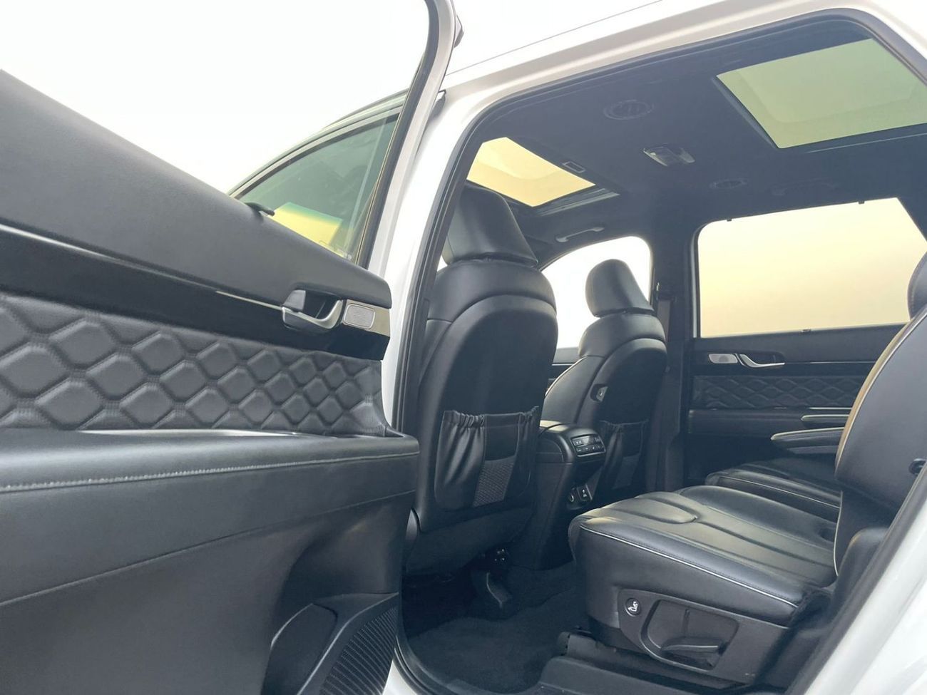 Hyundai Palisade 2022 Hyundai Palisade Calligraphy Edition Full Option Panoramic View - 360* 5 CAM - HUD - 3.8L V6 -