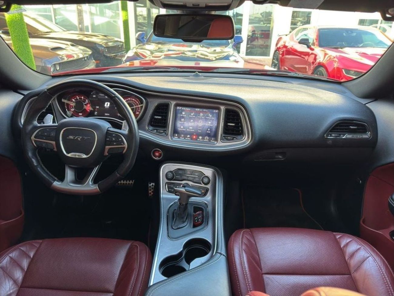 Dodge Challenger DODGE CHALLENGER SRT HELLCAT 2019 GCC 717HP  FULL SERVICE HISTORY UNDER WARRANTY