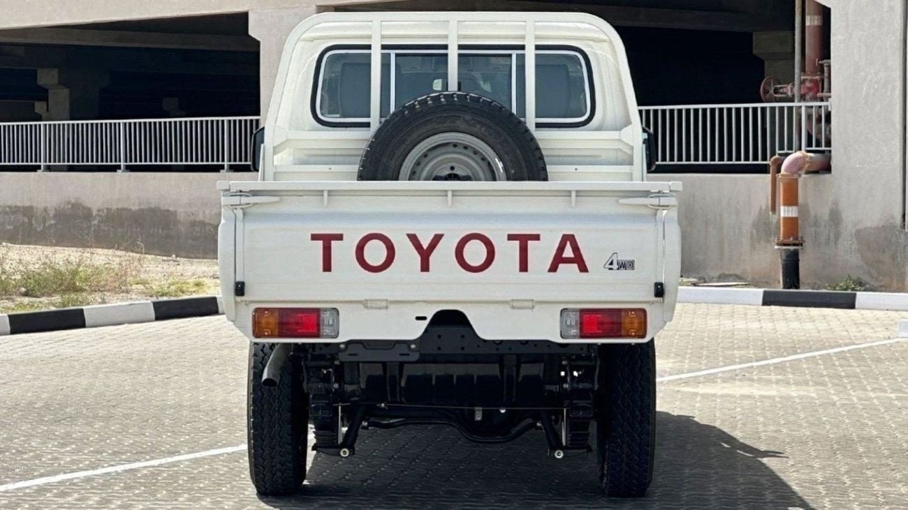 Toyota Land Cruiser Pick Up 